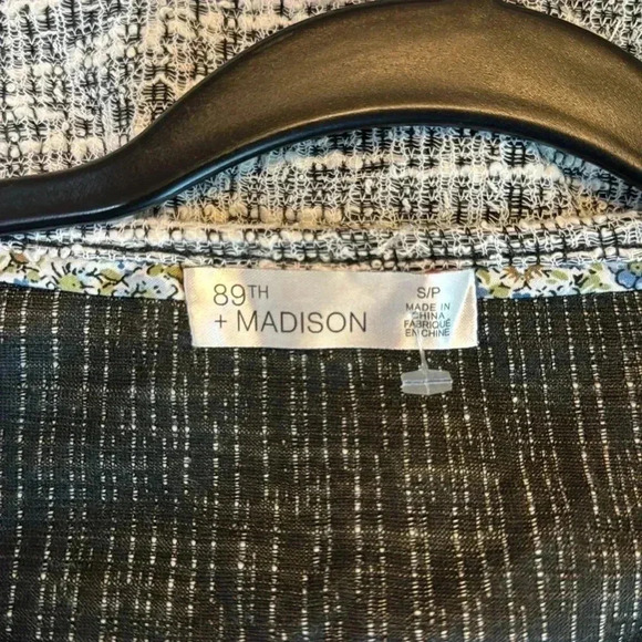 89th Madison Button Shoulder Scoop Neck Sweater Sz S - Picture 8 of 11